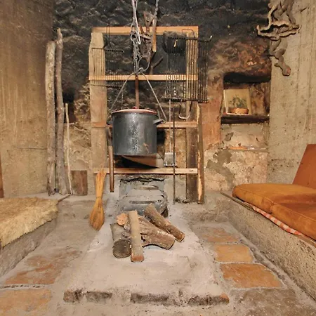 Podorah I