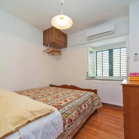 Podorah I Casa de Férias Oslje