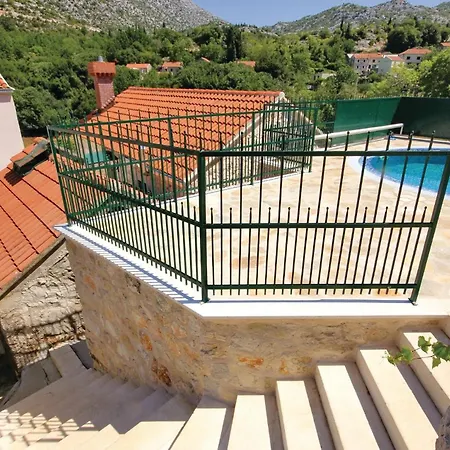 Holiday home In With Outdoor Swimming Pool Oslje